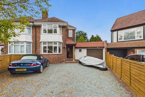 3 bed property, in Sutton Coldfield B74, £525,000