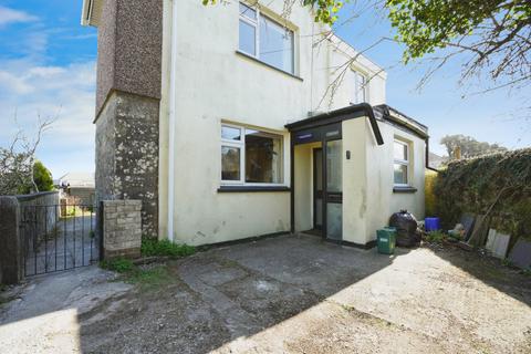 2 bed property, in Penhale Road, £220,000