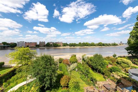 4 bed property, in Deodar Road, £3,495,000