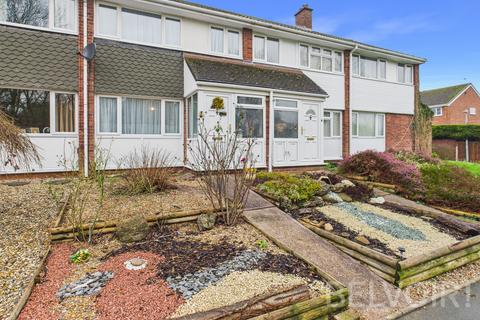 3 bed property, in Sheridan Way, £179,000