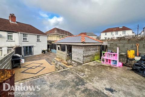 3 bed property, in Fourth Avenue, £170,000