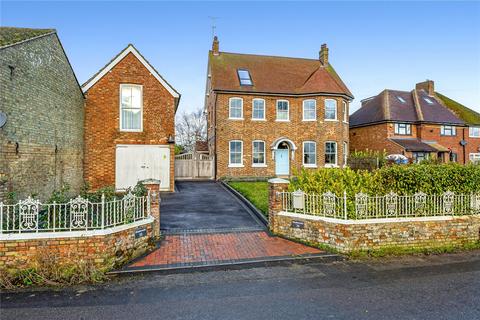 5 bed property, in Horton Road, £1,295,000