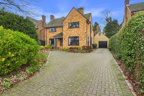 4 bed property, in Holtspur Top Lane, £1,250,000