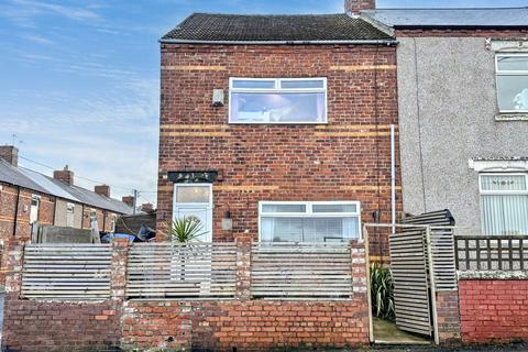 3 bed property, in South Terrace, £94,995