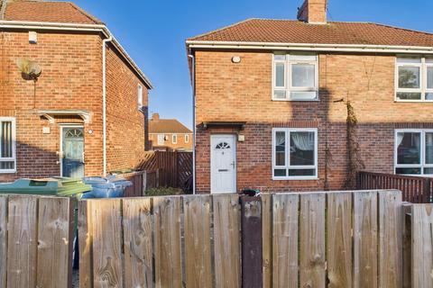 2 bed property, in Pensher Street East, £110,000
