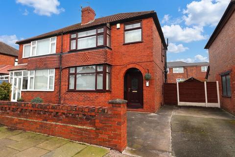 3 bed property, in Foxhall Road, £254,300