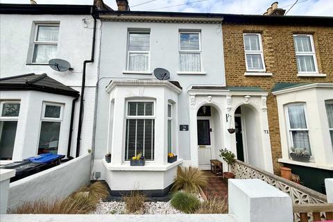 3 bed property, in Southend on Sea SS1, £380,000