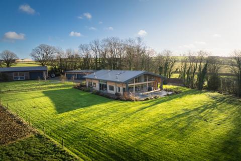 7 bed property, in Templeton Devon EX16, £1,850,000