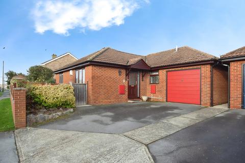 2 bed property, in Eastleigh SO50, £400,000