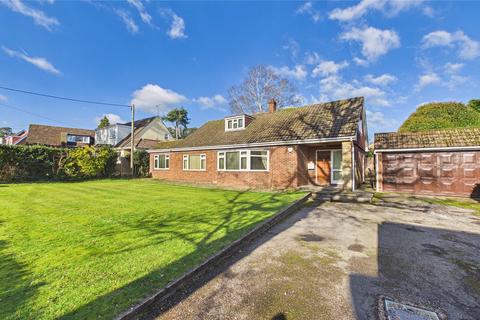 4 bed property, in Lightwater, £750,000