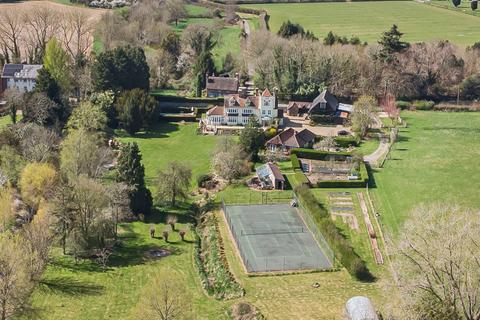7 bed property, in Buckham Hill, £2,250,000
