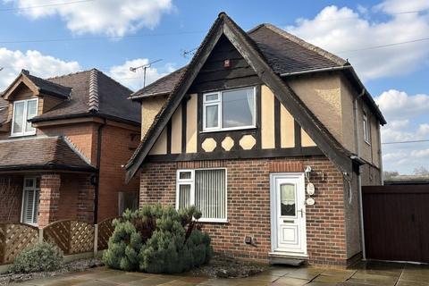 3 bed property, in Derby Road, £275,000