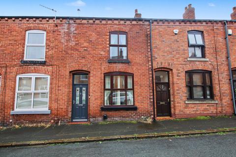 2 bed property, in Brideoake Street, £150,000