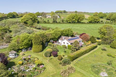 3 bed property, in Florence Road, £600,000