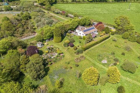 3 bed property, in Florence Road, £600,000