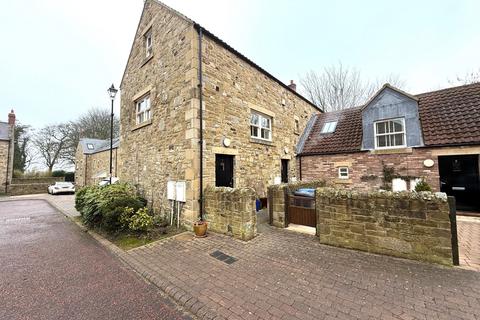2 bed property, in Waldridge Hall Court, £190,000