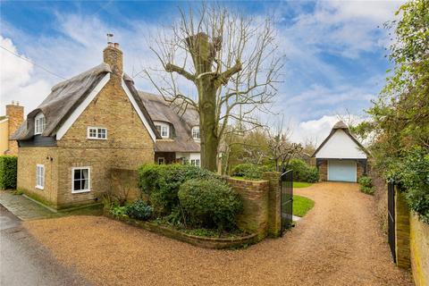 3 bed property, in Main Street, £700,000