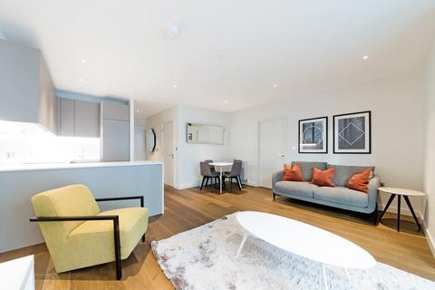 1 bed property, in Pienna Apartments, £300,000