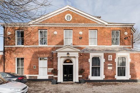 15 bed property, in Clarendon Road, £2,250,000