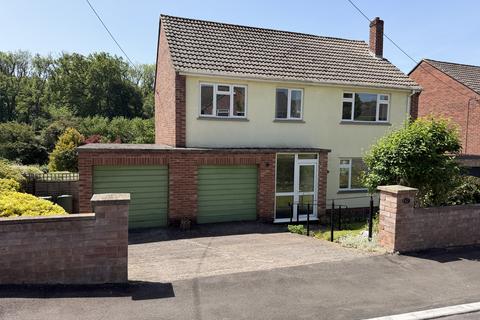 4 bed property, in Bekynton Avenue, £510,000