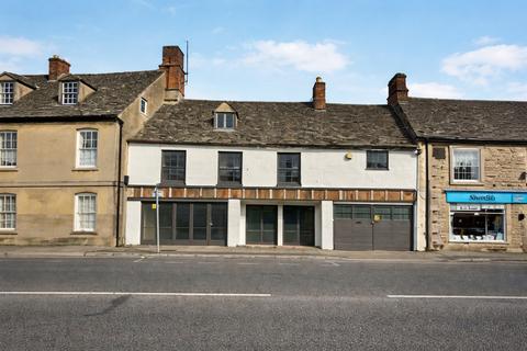 Studio, in 108 - 110 High Street, £375,000