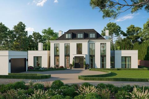5 bed property, in Tern Hill Hall, £300,000