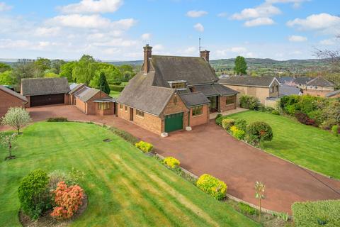 4 bed property, in Mold Road, £800,000