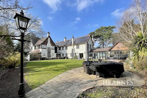 6 bed property, in Talbot Avenue, £2,300,000
