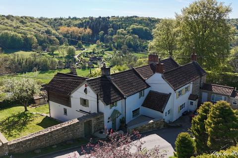3 bed property, in Staples Hill, £930,000