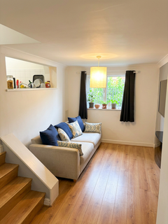 1 bed property, in Sterling Court, £110,000
