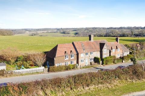 3 bed property, in Rock Hill, £440,000