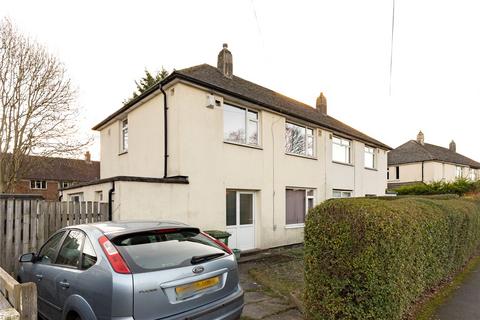3 bed property, in Lingfield Approach, £230,000