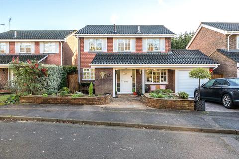 4 bed property, in Brunswick Grove, £925,000