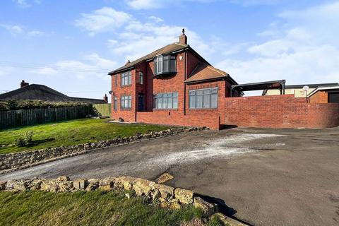 4 bed property, in Sunderland Road, £620,000