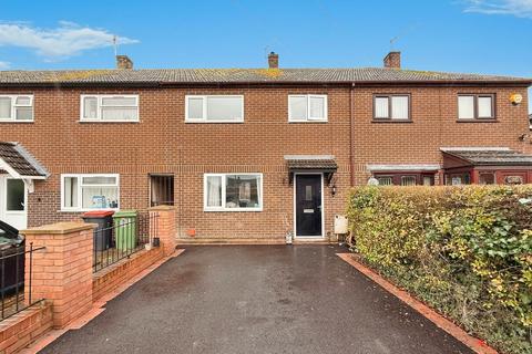 3 bed property, in School Road, £165,000