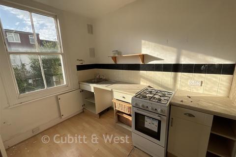 Studio, in Montgomery Street, £130,000