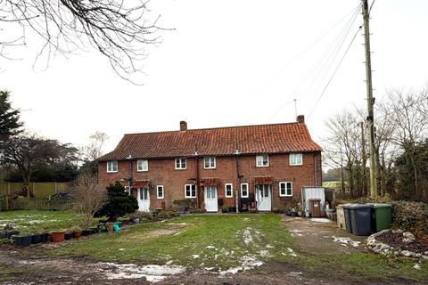 3 bed property, in 1 White Horse Common Cottages, £340,000