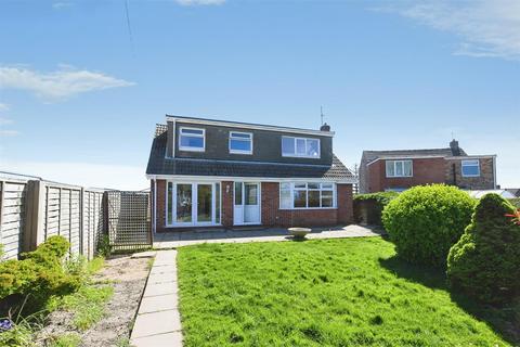3 bed property, in Ottringham Road, £210,000
