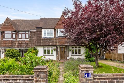 5 bed property, in Roman Road, £675,000