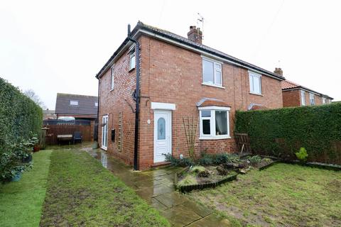 3 bed property, in Houghton Lane, £240,000