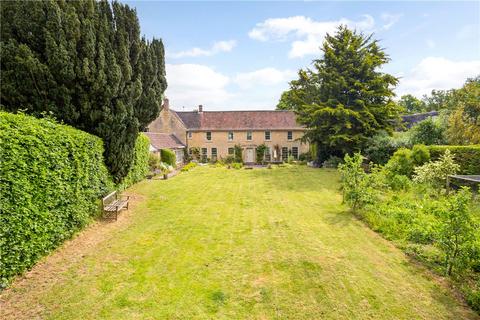 4 bed property, in Castle Street, £800,000