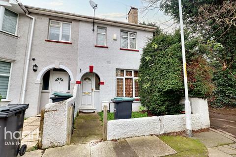 3 bed property, in Detling Road, £250,000