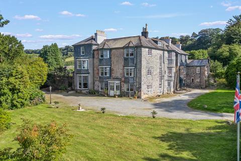10 bed property, in Bere Alston, £1,250,000
