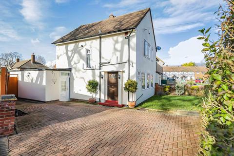 3 bed property, in Birch Row, £575,000