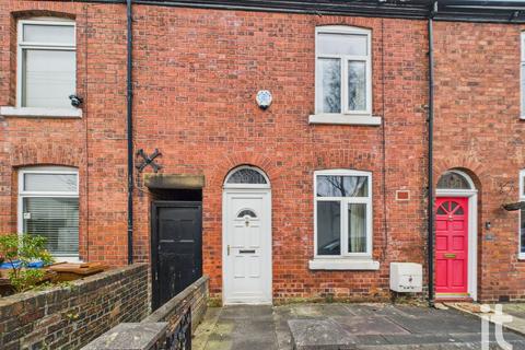 2 bed property, in Marsland Street, £189,995