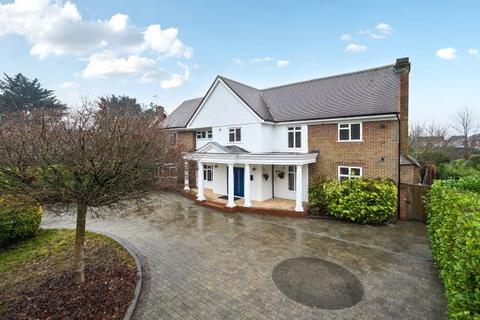6 bed property, in High Wycombe, £1,500,000