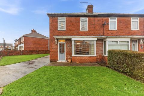 3 bed property, in Minsthorpe Vale, £180,000