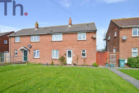 3 bed property, in Newport PO30, £237,500