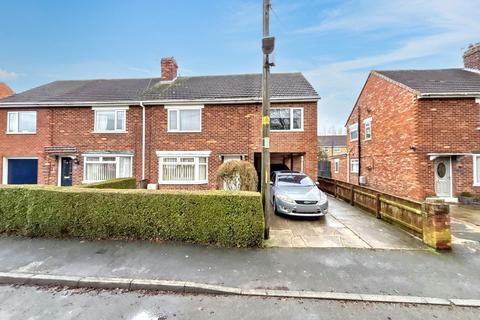 4 bed property, in West Garth, £320,000