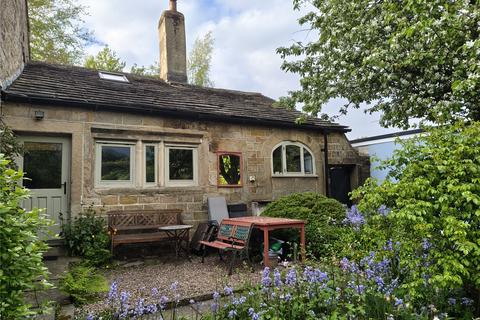 2 bed property, in Halifax Road, £329,995